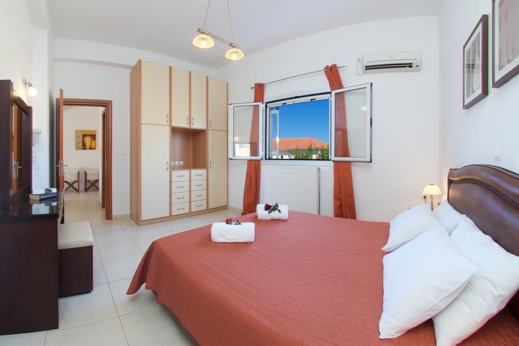 Diamanto Complex Aparthotel Karavómilosz Kültér fotó