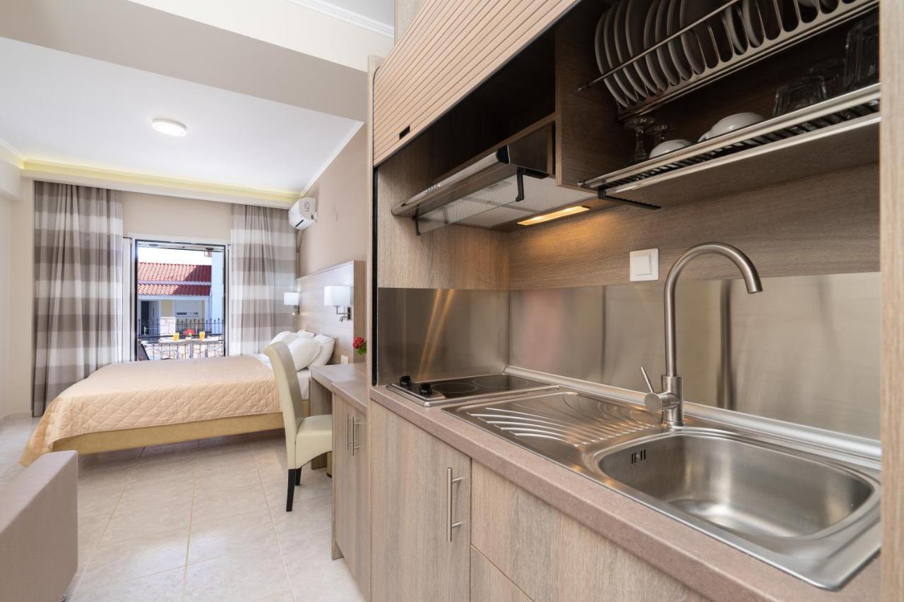 Diamanto Complex Aparthotel Karavómilosz Kültér fotó